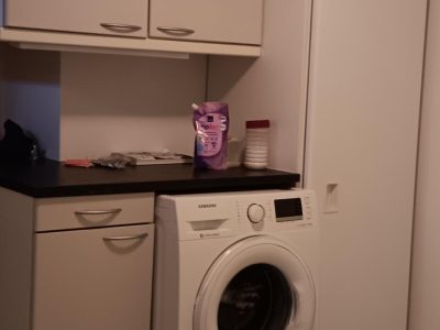 Huone vuokrattavana 01630 Hämeenkylän kommuunissa!