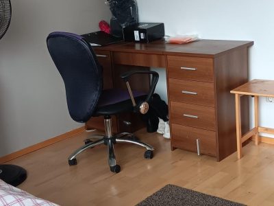 Huone vuokrattavana 01630 Hämeenkylän kommuunissa!