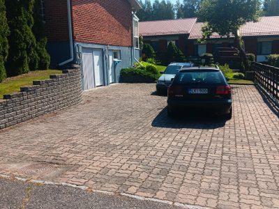 Huone vuokrattavana 01630 Hämeenkylän kommuunissa!