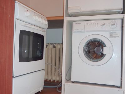 Nokia, Siuro, 1h+kk 28m², siisti, kaakeloitu kylpyhuone, 1.krs, pesukone, kauppa 200m, uimaranta 100m, bussi 100m