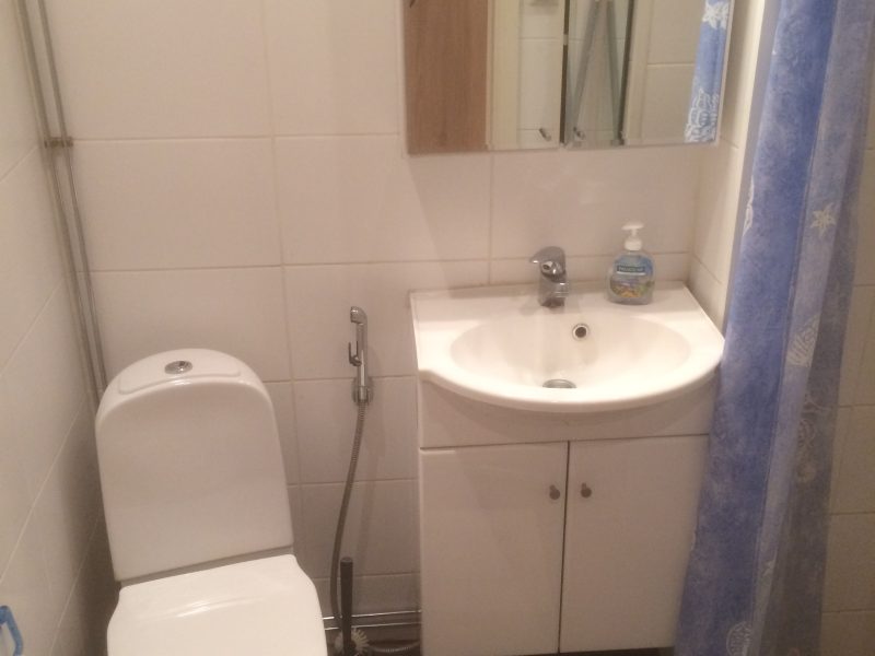 Seitsemännen kerroksen tilava yksiö
