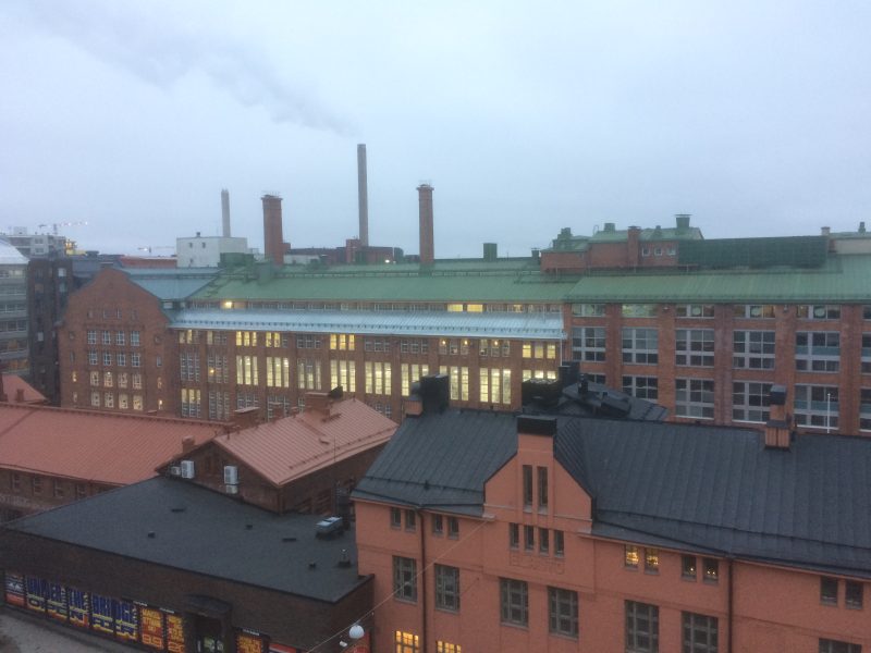 Seitsemännen kerroksen tilava yksiö
