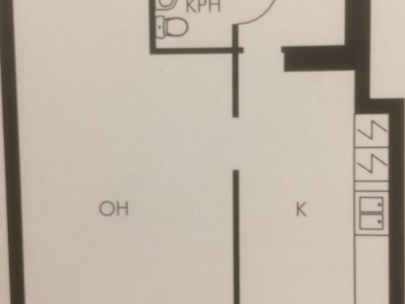 Seitsemännen kerroksen tilava yksiö