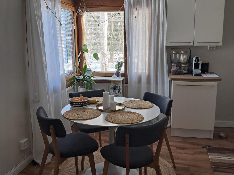 Koti rauhallisessa Vahteronmäessä