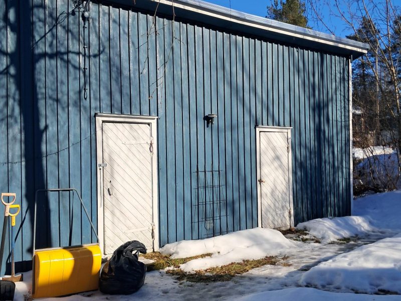 Koti rauhallisessa Vahteronmäessä