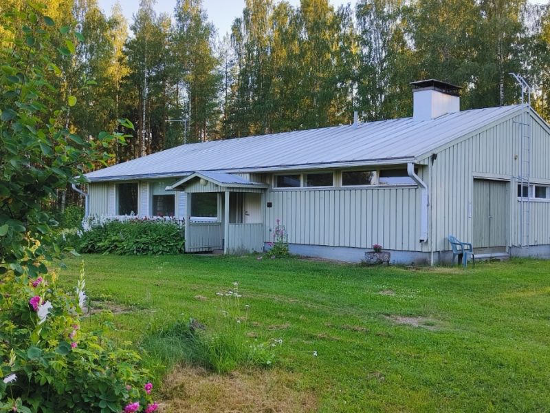 Tilava omakotitalo vuokrattavana Parikkalassa – rauhallinen sijainti ja tilaa elää