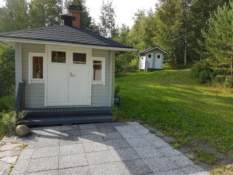 Vuokrataan viihtyisä hirsimökki Simpelejärven rannalla – Parikkala