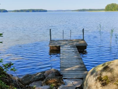 Kesämökki vuokralle – rauhaa ja järvimaisemaa Parikkalassa