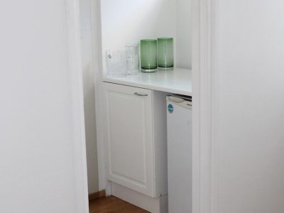 VUOKRALLE TARJOTAAN 1h+kk+kph, 30 m²