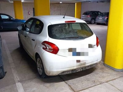 Autohallipaikka