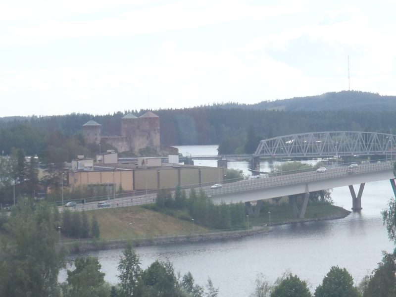 VUOKRATAAN
